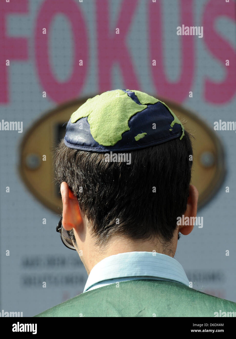 A man wearing a kippah takes part in demonstration in Berlin, Germany, 15 September 2012. The kippah walk, which was called for online, was meant to be against anti-semitism and took place for Rosh Hashanah, the Jewish New Year. Photo: BRITTA PEDERSEN Stock Photo