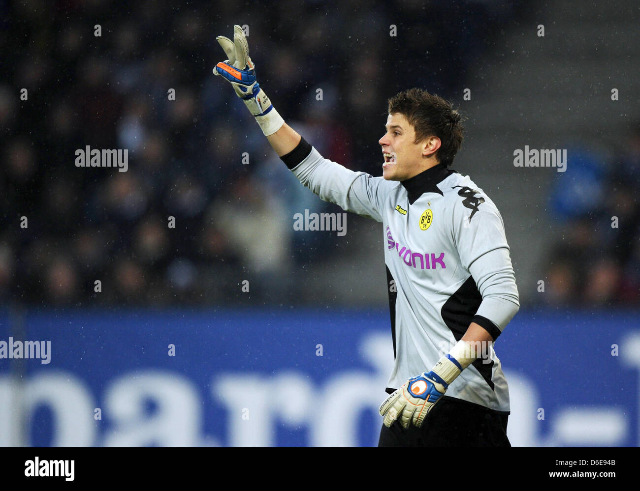 Dortmund's goalkeeper Mitchell Langerak shouts during the Bundesliga soccer match between Hamburger SV and Borussia Dortmund at the Imtech Arena in Hamburg, Germany, 22 January 2012. Dortmund won the match 1-5. Photo: Christian Charisius (ATTENTION: EMBARGO CONDITIONS! The DFL permits the further utilisation of the pictures in IPTV, mobile services and other new technologies only n Stock Photo