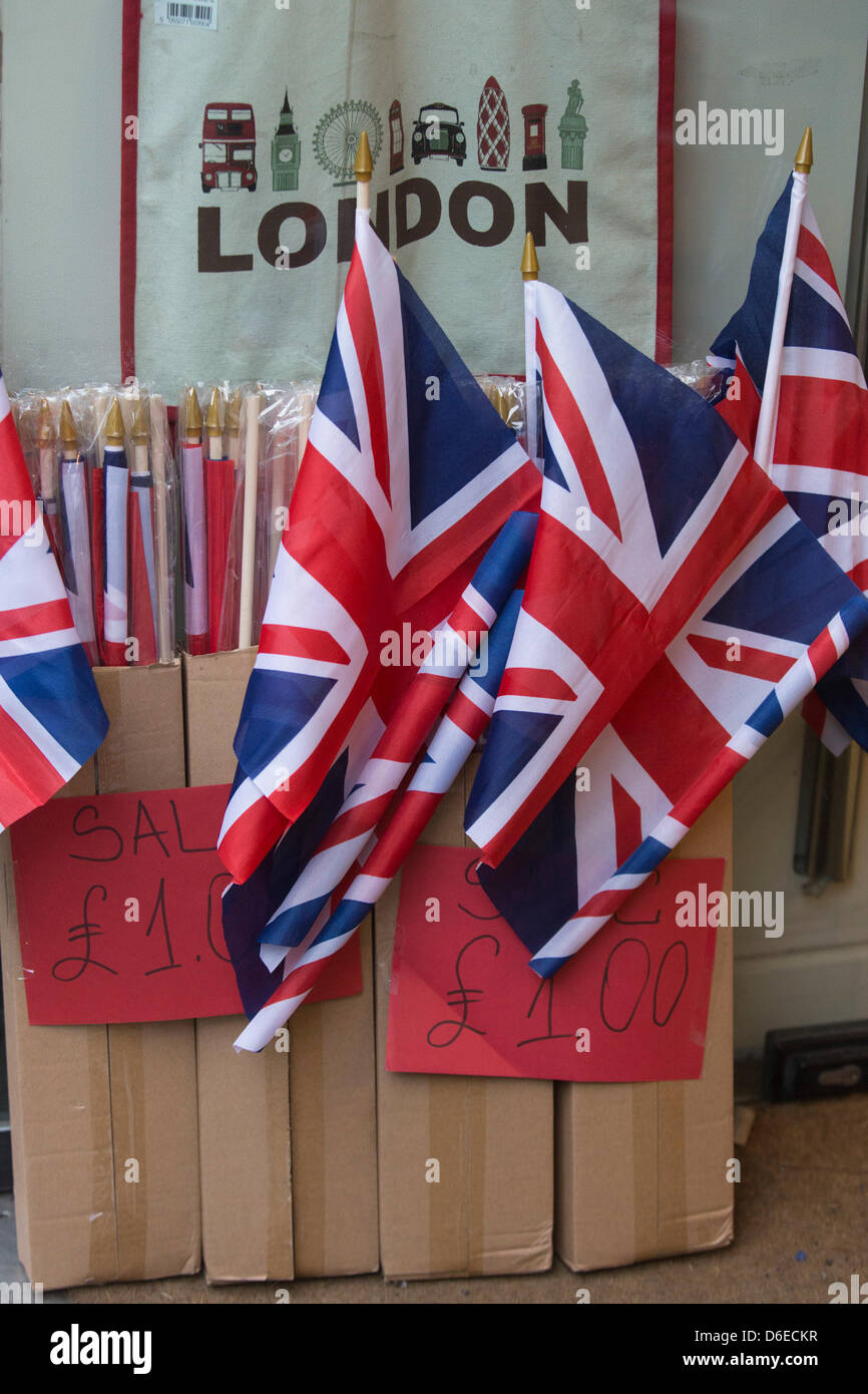 London, UK. Wednesday, 17 April 2013. Picture: union flags for sale. Funeral of Baroness Margaret Thatcher at Ludgate Hill, London, UK. Photo: Nick Savage/Alamy Live News Stock Photo