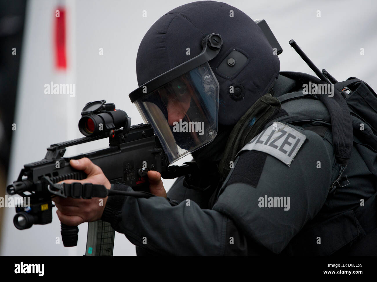 Spezialeinsatzkommando hi-res stock photography and images - Alamy