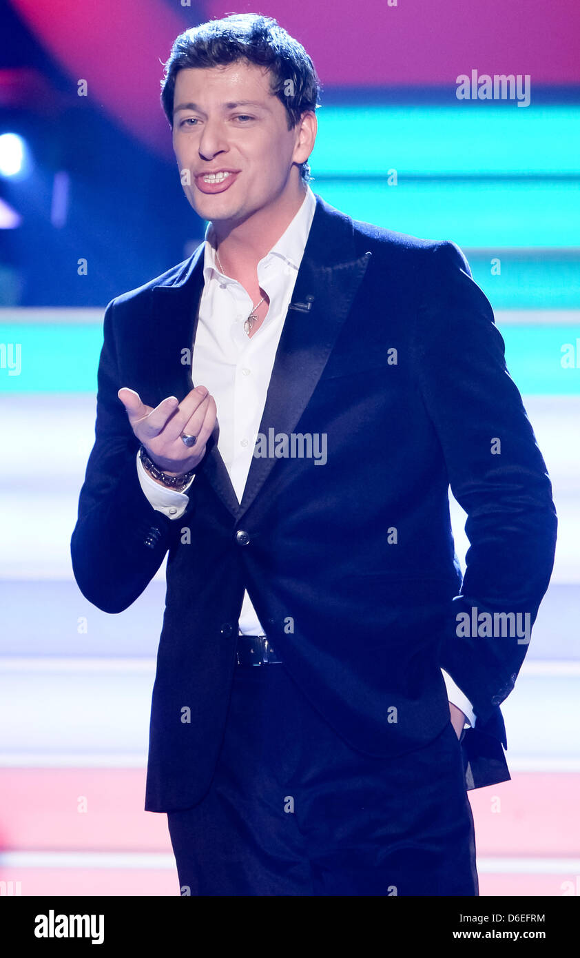 Italian singer Patrizio Buanne performs during the 'Winter festival of the flying stars' in Riesa, Germany, 28 January 2012. The show has been aired on the public broadcaster ARD. Photo: Andreas Lander Stock Photo