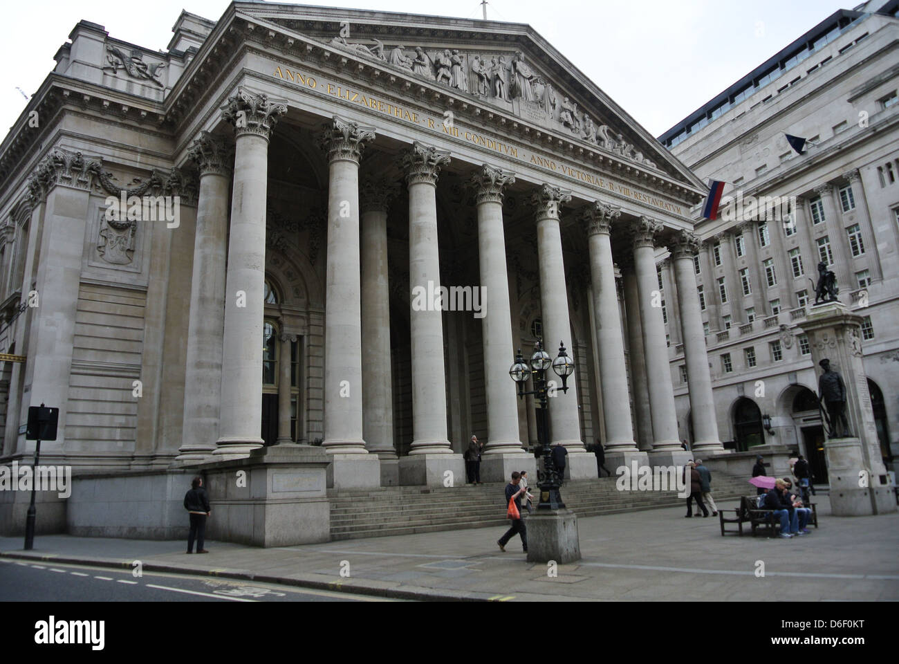 The Royal Exchange, London EC3V 3DG. Day of Margaret Thatchers funeral, Bank London Stock Photo