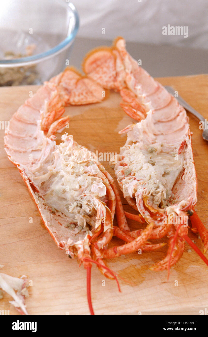 Lobster Shells for Thermidor Stock Photo Alamy