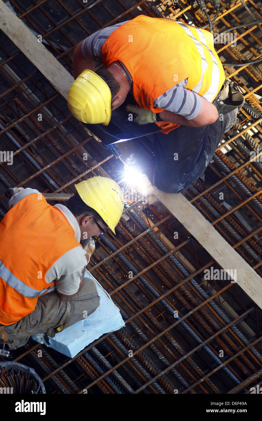 Berlin germany man welding hires stock photography and images Alamy