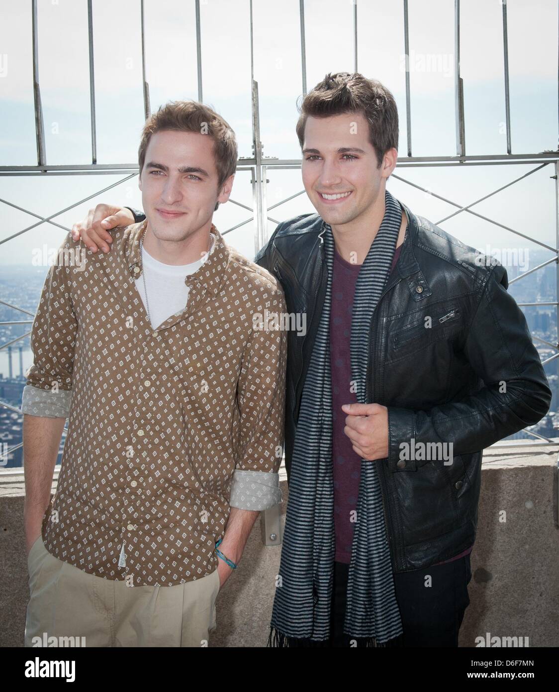 Big time rush kendall schmidt hi-res stock photography and images - Page 2  - Alamy