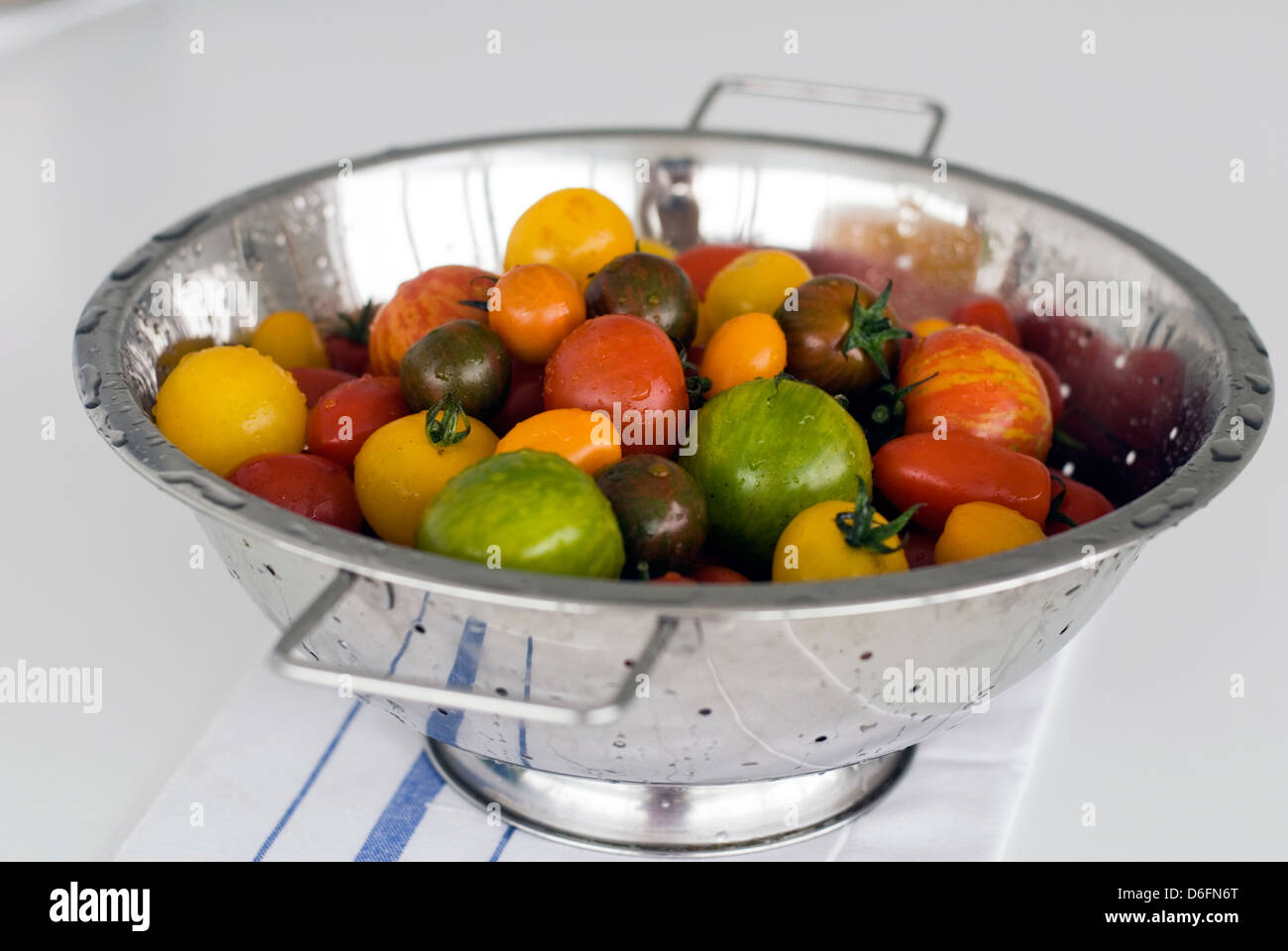 Tomato mixed varieties / red,green,yellow Stock Photo Alamy
