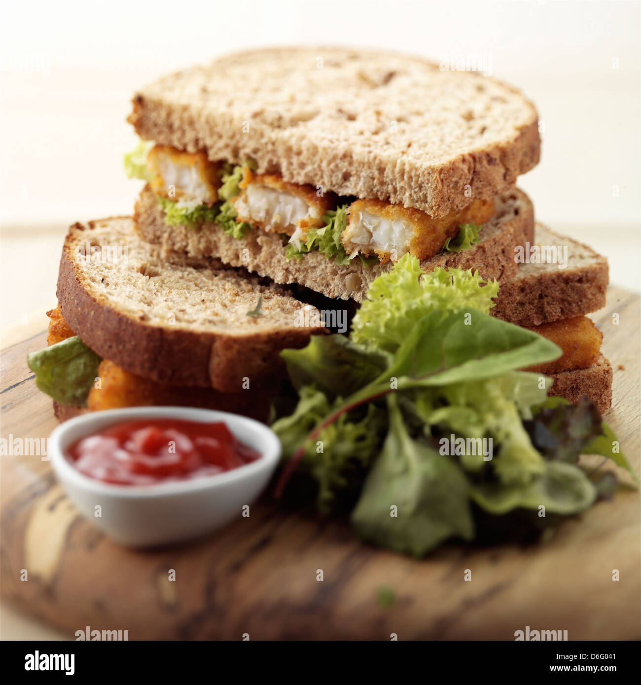 Fish finger sandwich d6g041 hires stock photography and images Alamy