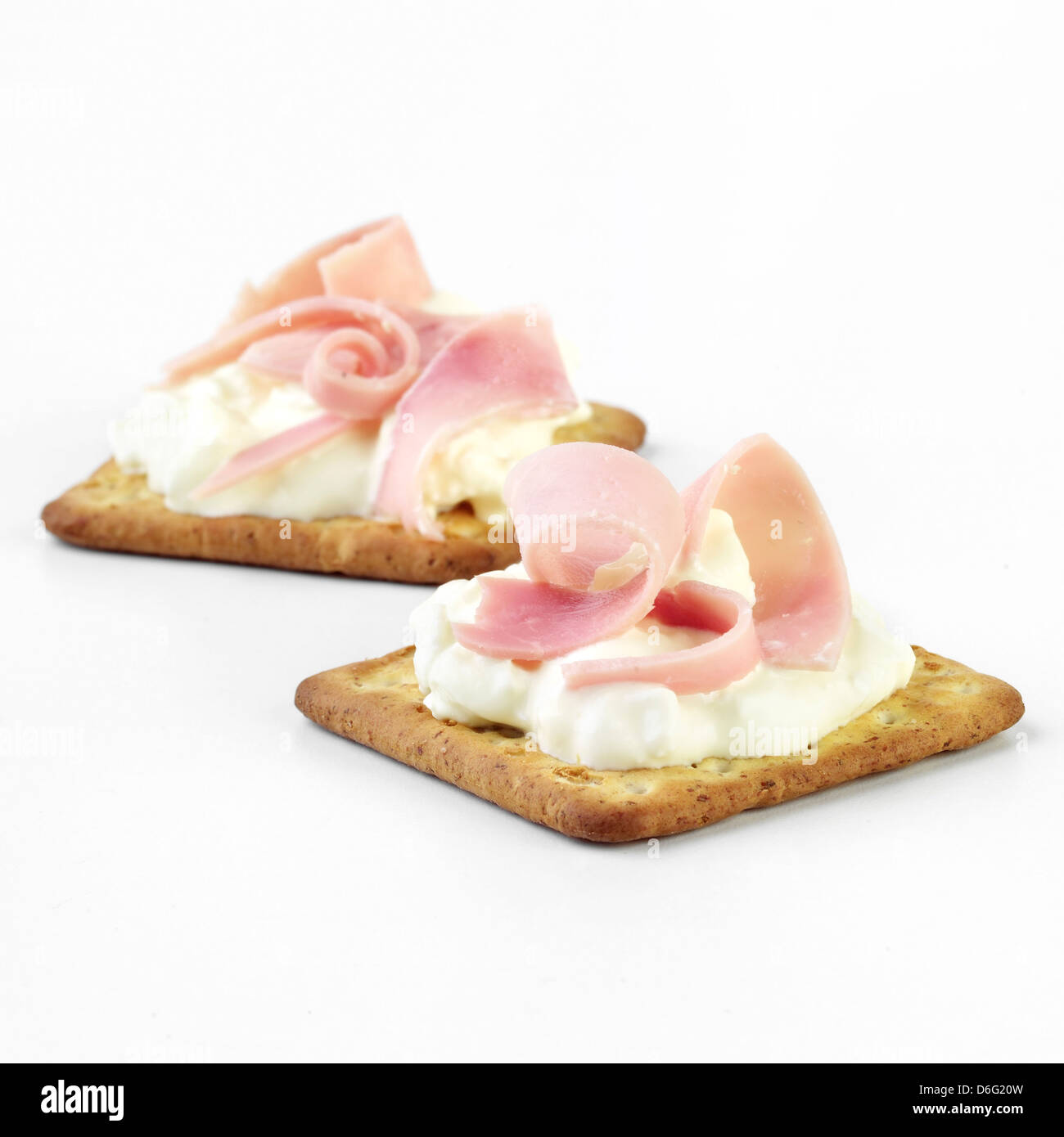 Ham and cottage cheese crackers Stock Photo Alamy