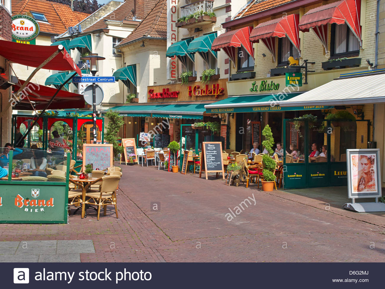 Hotel Restaurants Bars High Resolution Stock Photography and Images - Alamy