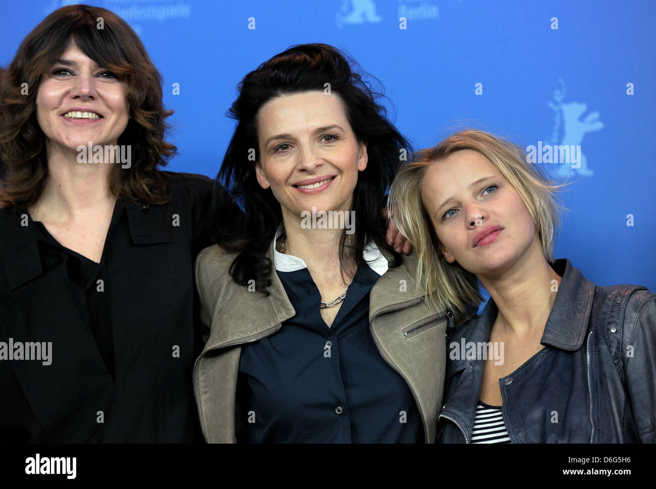 Polish director Malgoska Szumowska (L-R), French actress Juliette Binoche and Polish actress Joanna Kulig pose at a photocall for the movie  Elles  during the 62nd Berlin International Film Festival, in Berlin, Germany, 10 February 2012. The movie is presented in the section Panorama Special at the 62nd Berlinale running from 09 to 19 February. Photo: Angelika Warmuth dpa Stock Photo