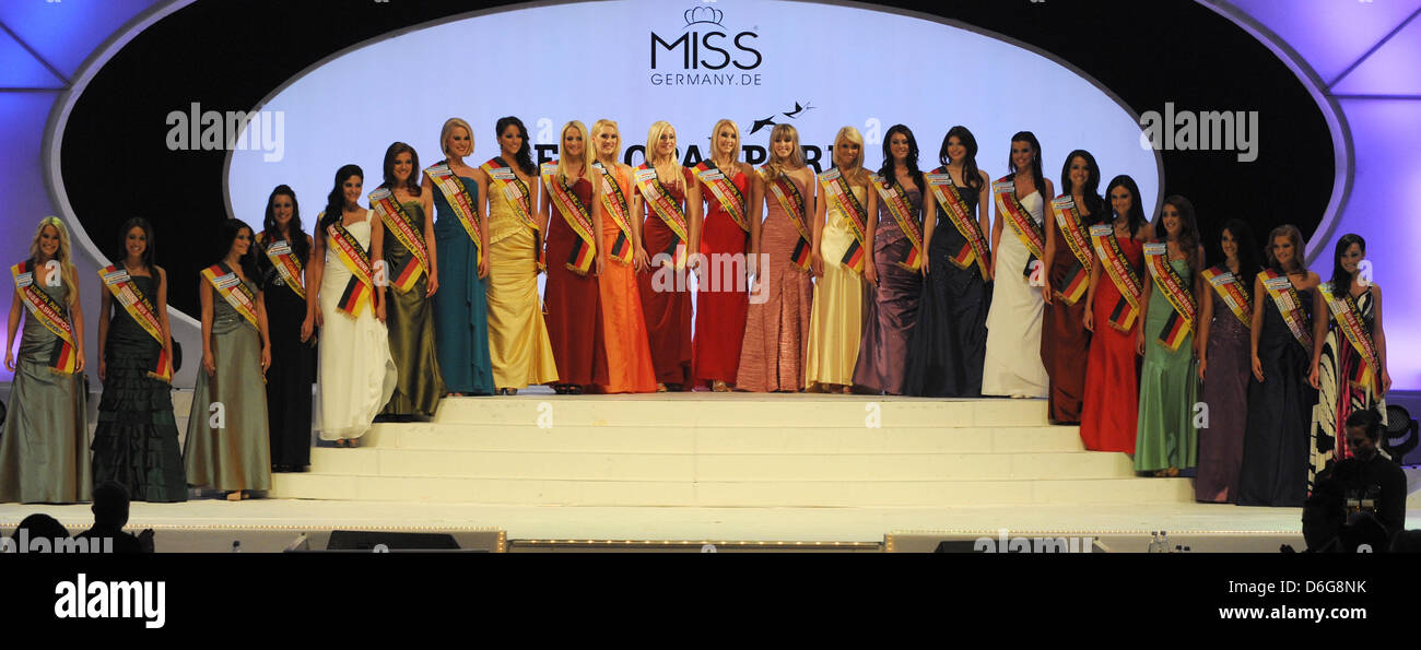 Participants pose during the 2012 'Miss Germany' contest at the Europapark in Rust, Germany, 11 February 2012. Isabel Guelck from Horst won against 22 women in the final round. 6,530 women applied for the competition. Photo: Patrick Seeger Stock Photo