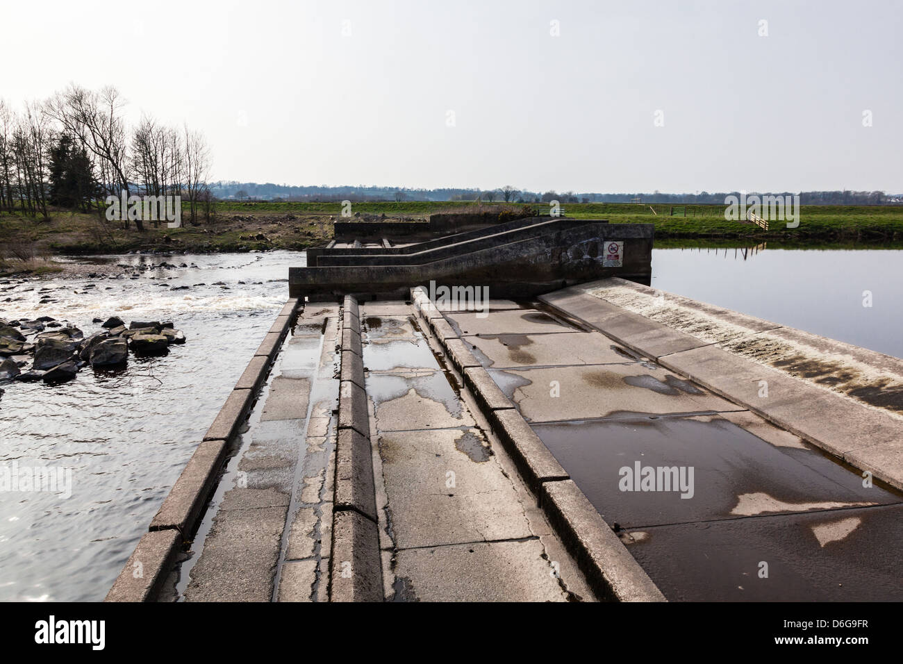 River flow measuring weir on the River Tees near Darlington during a