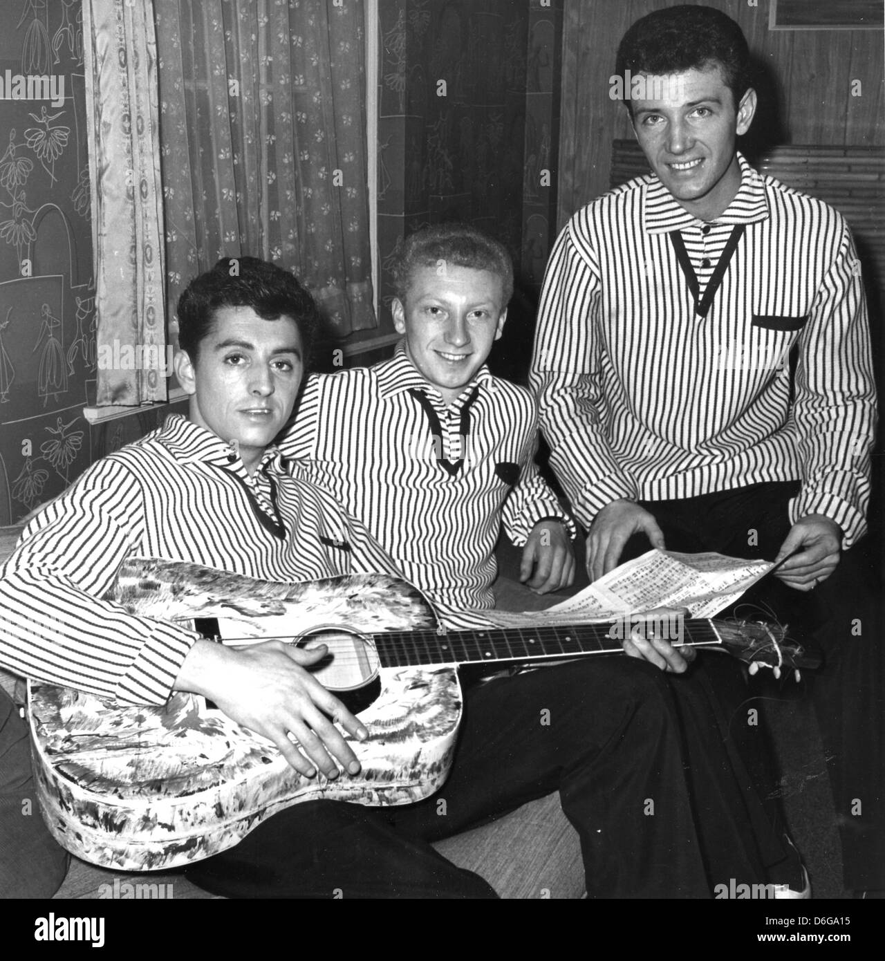 THE VISCOUNTS UK pop group in October 1964 from l Don Paul, Ronnie