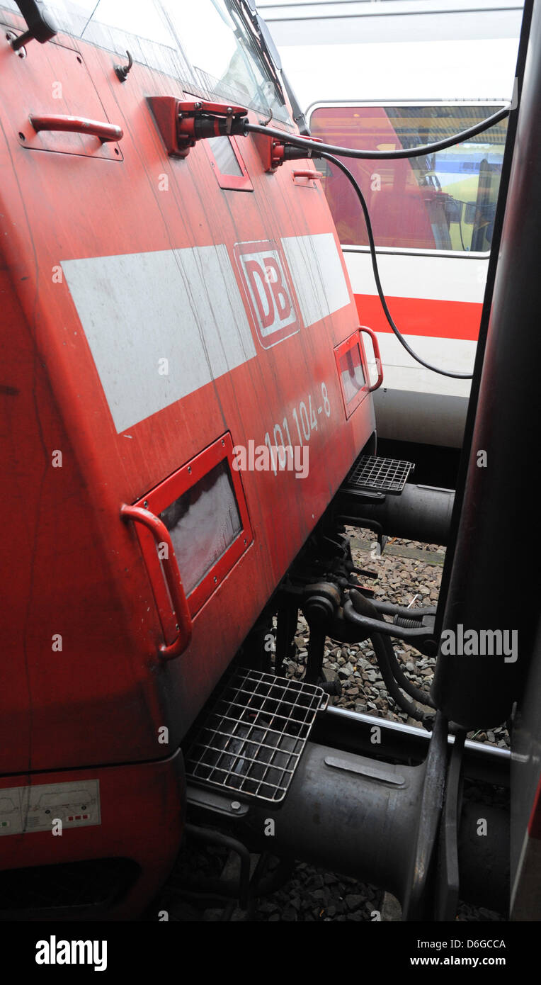 An Intercity with two small footboards sits in central