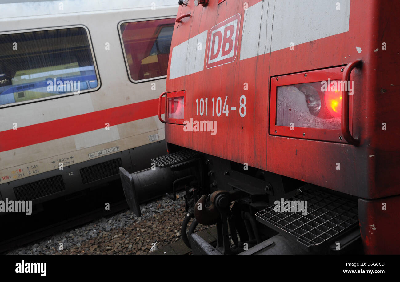 An Intercity with two small footboards sits in central