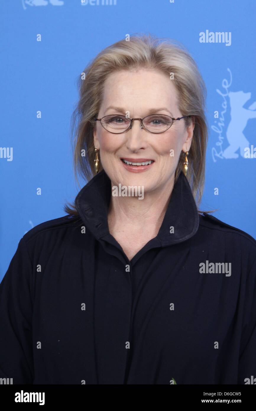 Meryl streep poses in hi-res stock photography and images - Page 3 ...