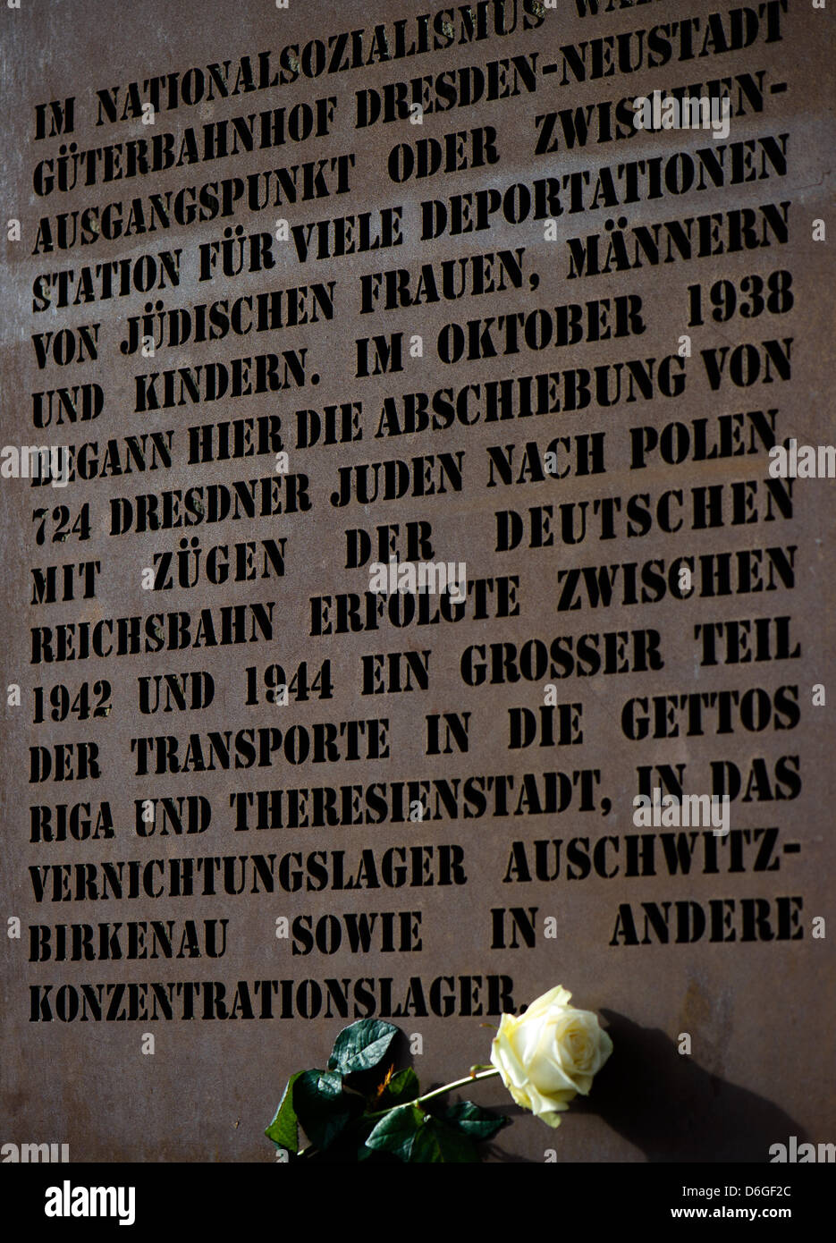 DRESDEN LIFE REMEMBERED