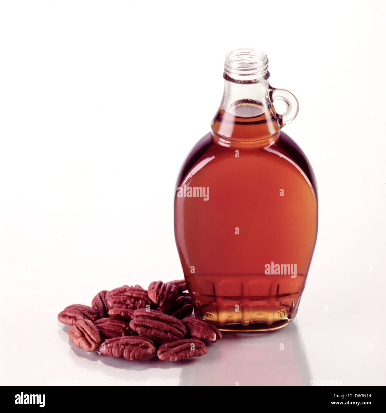 Maple Syrup with Pecans Stock Photo Alamy