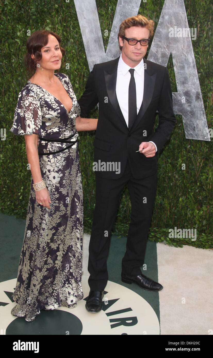 Australian actors Simon Baker and Rebecca Rigg attend the 2012 Vanity Fair Oscar Party at Sunset Tower in Los Angeles, USA, am 26 Februar 2012. Photo: Hubert Boesl Stock Photo