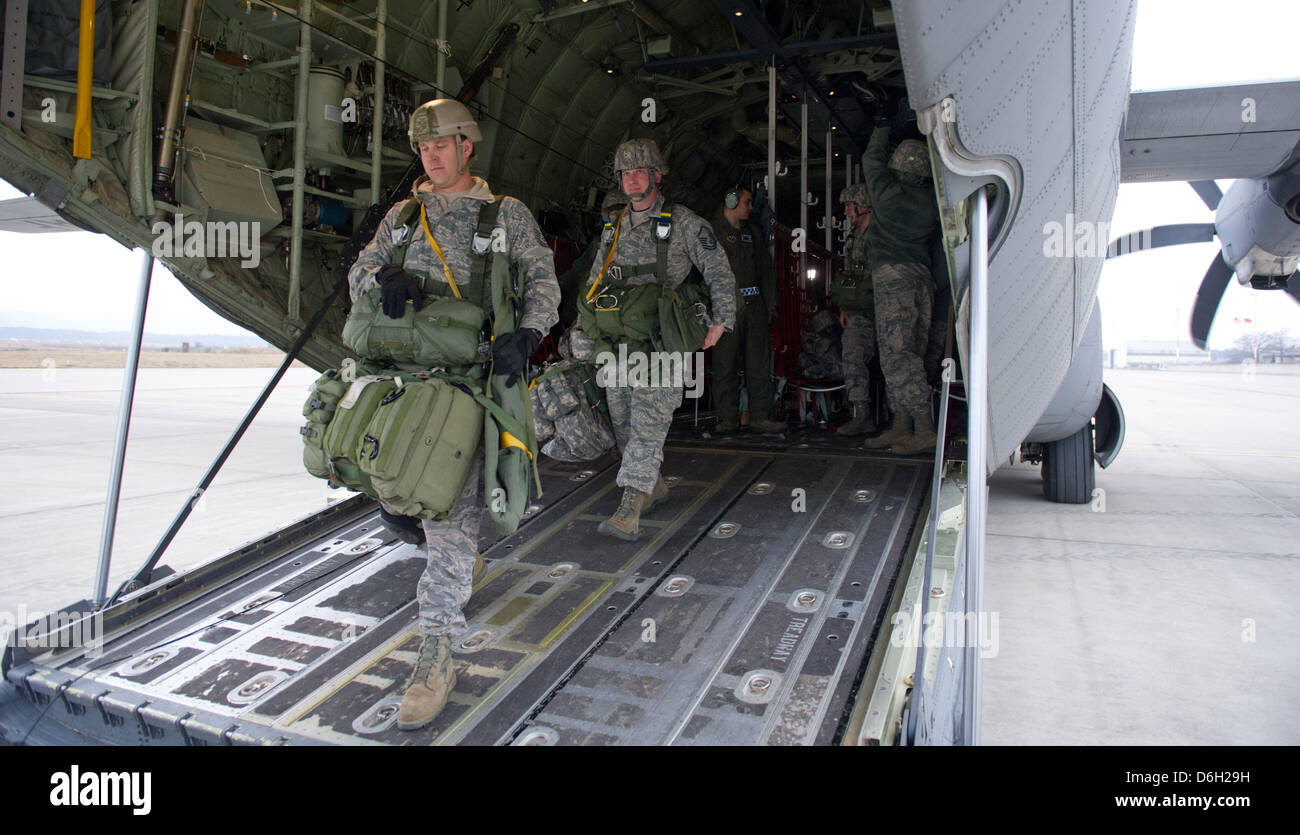 (FILE) An archive photo dated 23 February 2012 shows US Army paratroopers leaving a US Air Force transport aircraft at the air base in Rammstein, Germany, 23 February 2012. Rammstein Air Base is the most important hub of the US Military for international transport and cargo flights. It is the largest US Air Force Base outside of the United States and the largest NATO air base in Eu Stock Photo