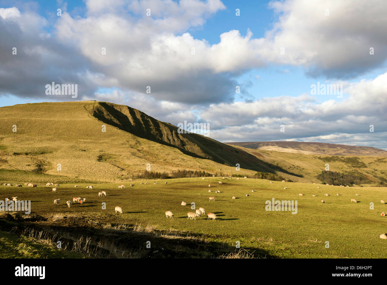 MAM TOR THE SHIVERING MOUNTAIN WITH STUNNING PEAK DISTRICT VIEWS visual data 8