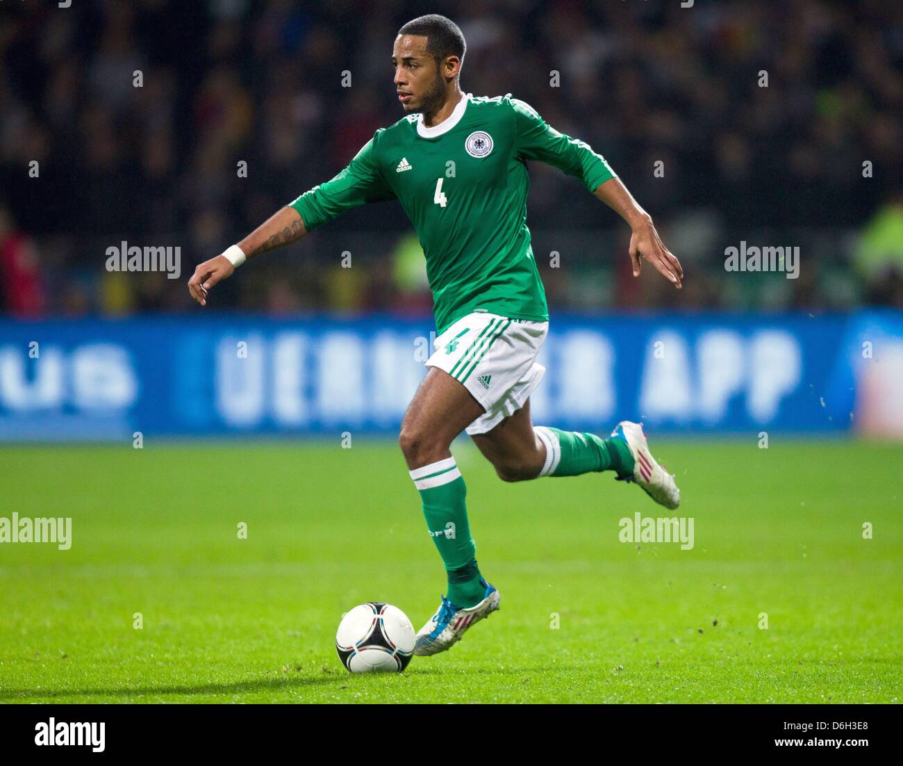 Dennis Aogo during UEFA Champions League Game Editorial Image - Image of  injury, europe: 35542840