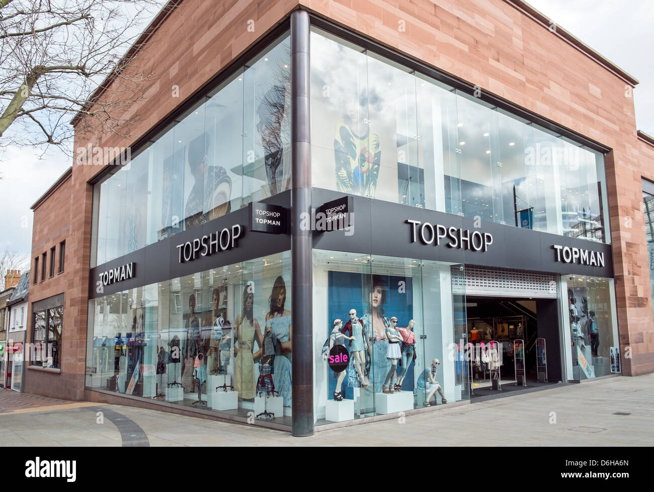 Topshop clothes shop hi-res stock photography and images - Alamy
