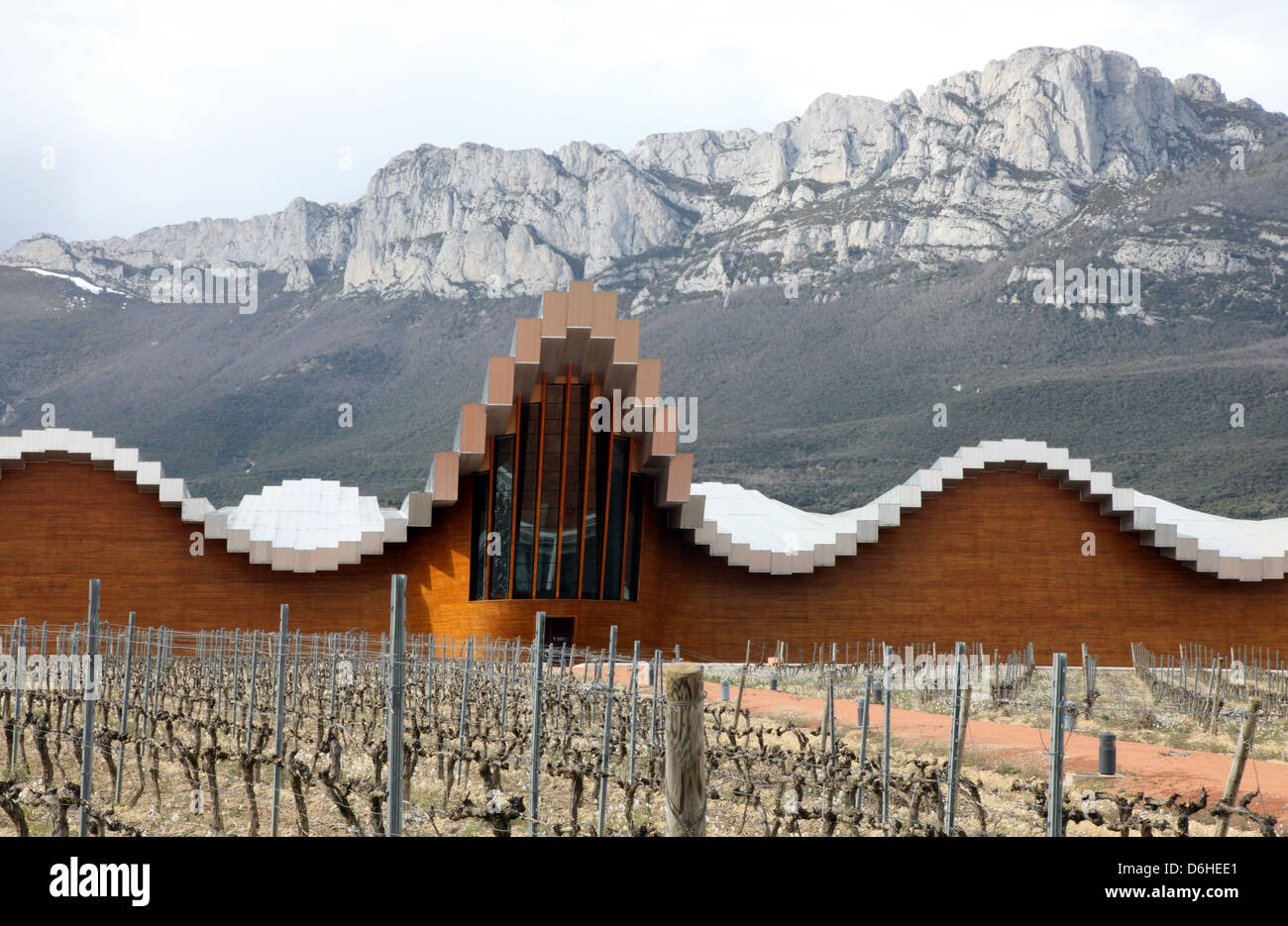 Ysios Winery designed by Santiago Calatrava Stock Photo