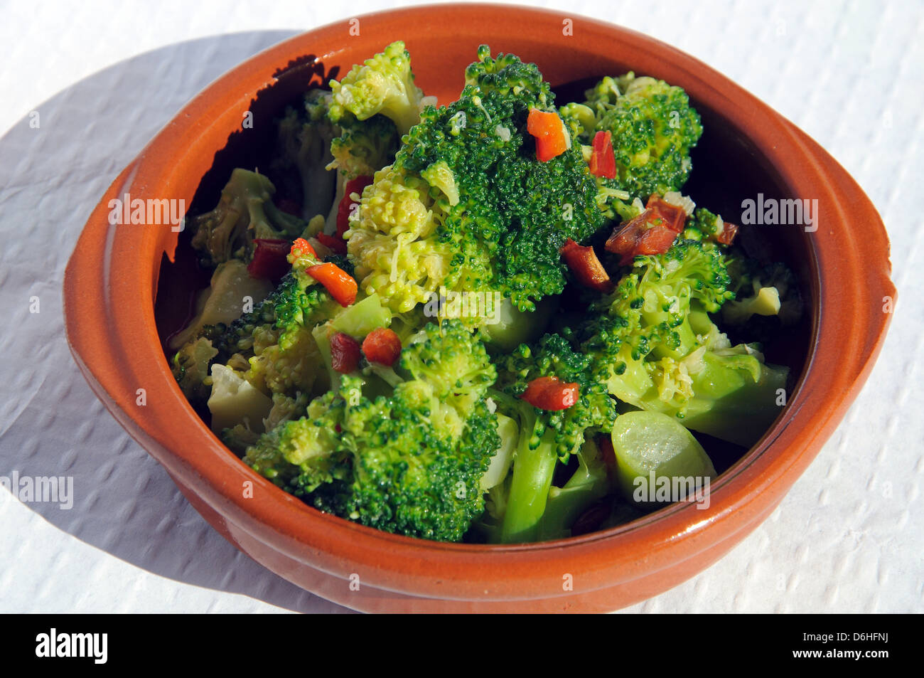 Spanish broccoli hi-res stock photography and images - Alamy