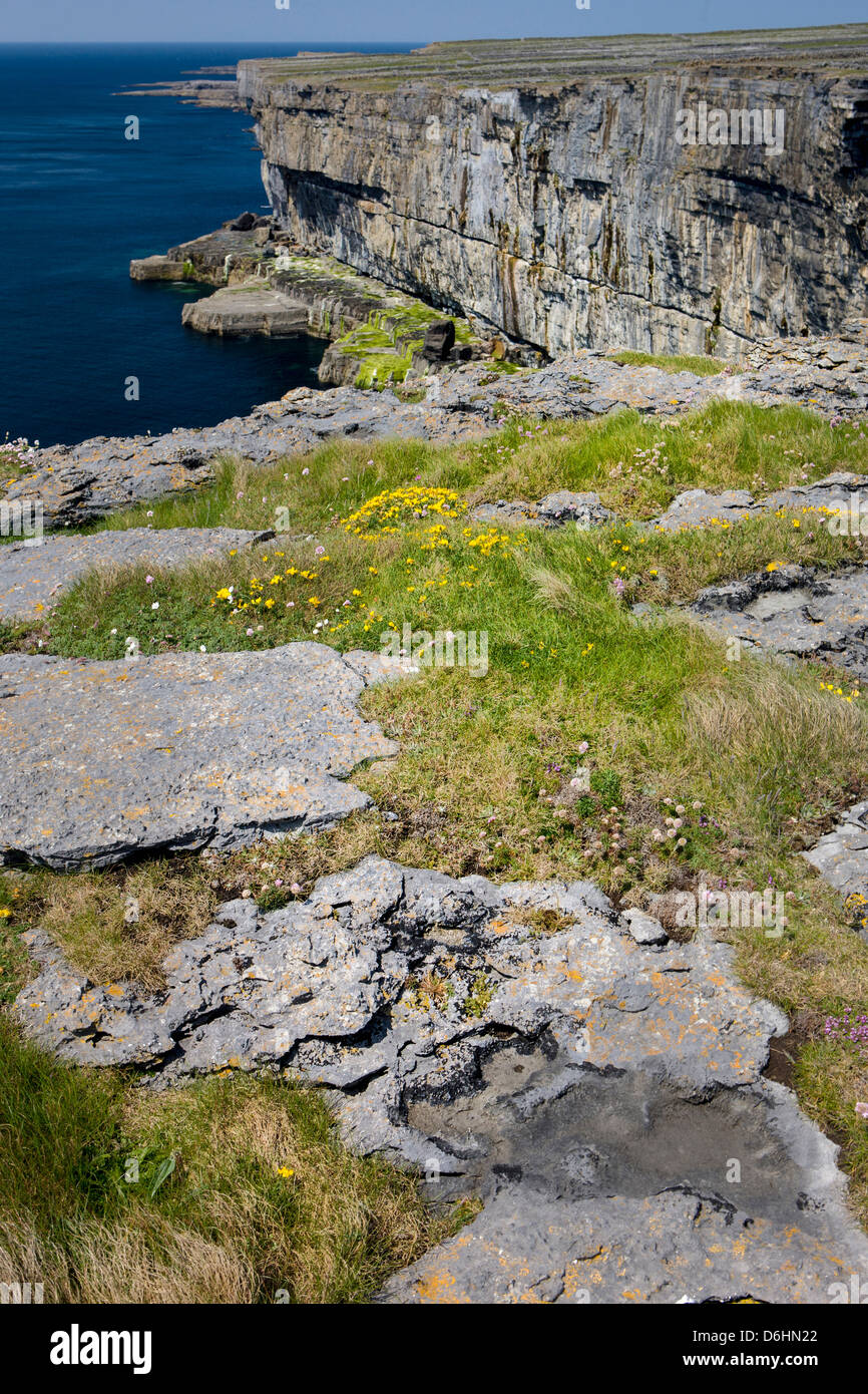 Ancient aran islands hi-res stock photography and images - Alamy