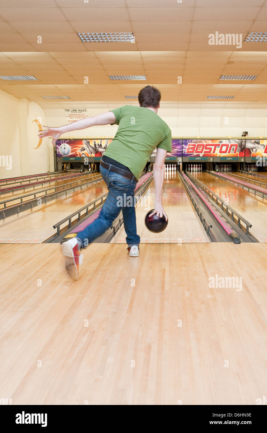 Nearest on sale bowling alley