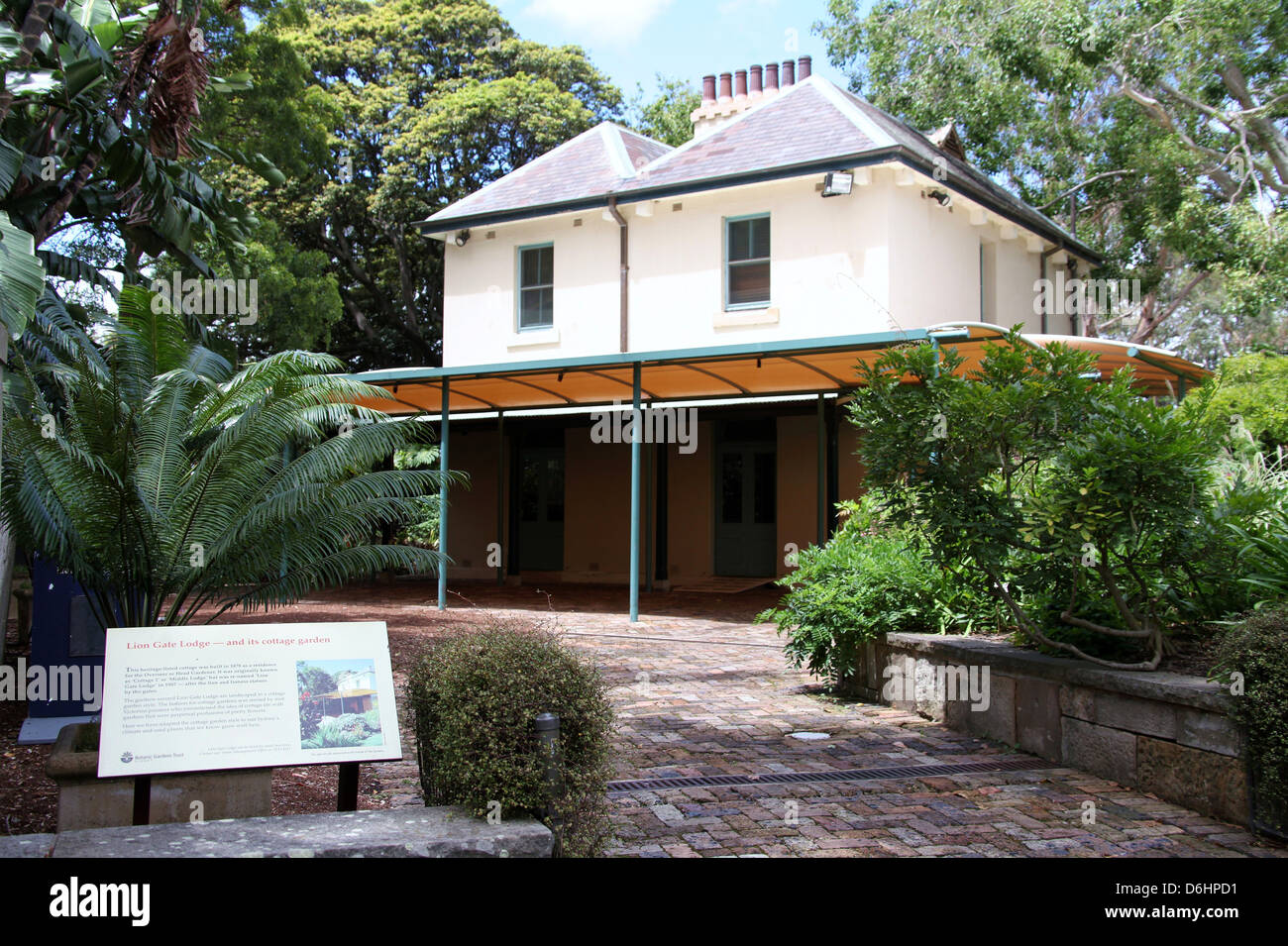 Lion Gate lodge in the Royal Botanic Gardens of Sydney Stock Photo Alamy