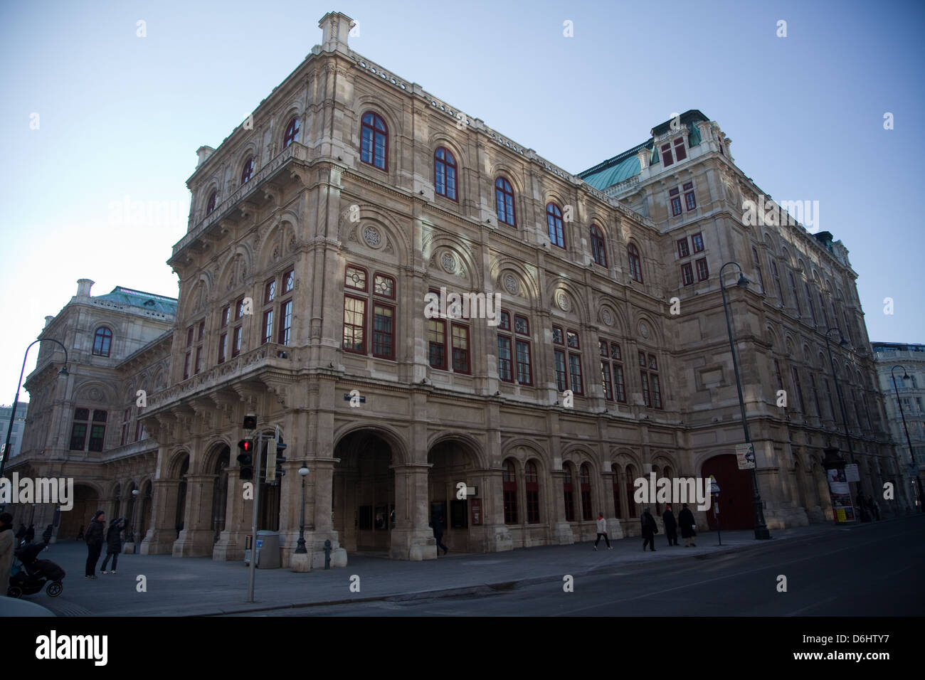 Vienna State Opera Stock Photo Alamy