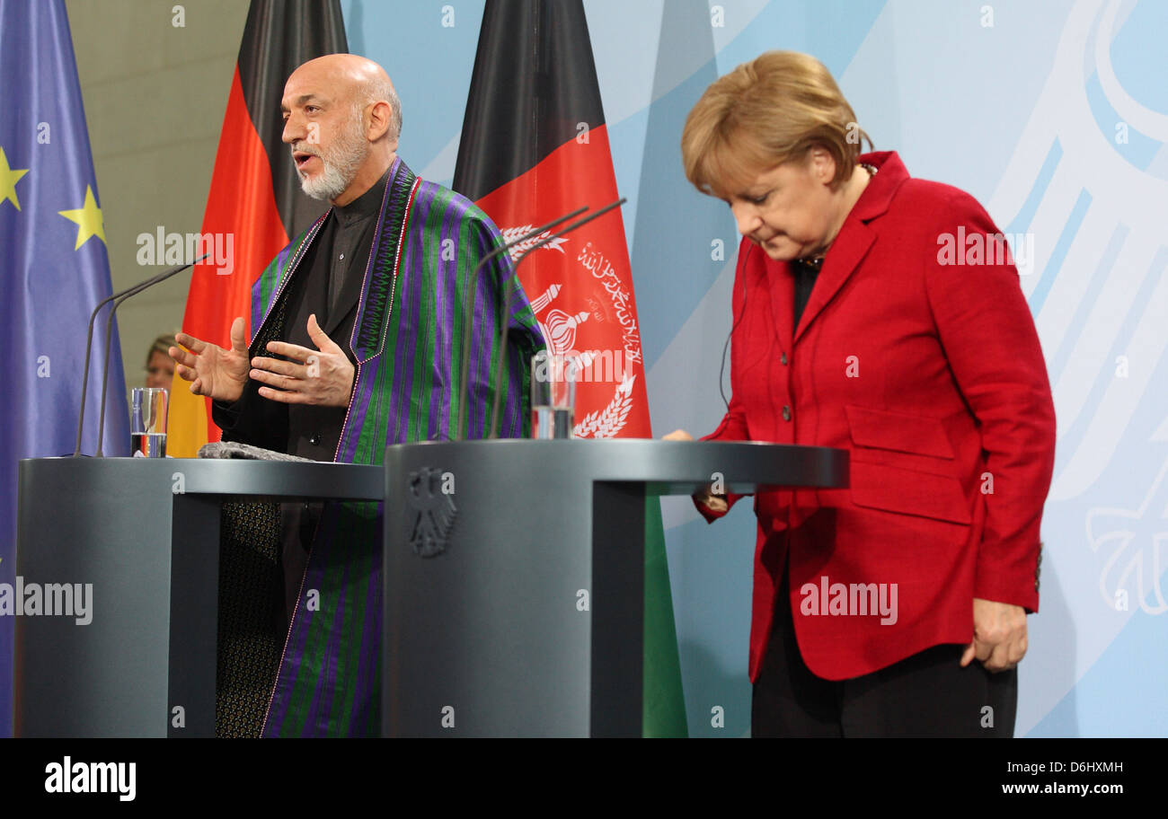 Berlin, Germany, German Chancellor Angela Merkel, CDU, and Hamid Karzai, President of Afghanistan Stock Photo