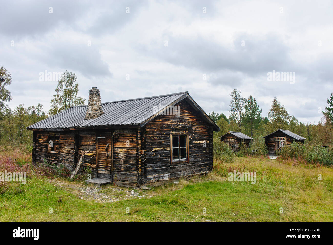 Sweden, Norrbotten. Old farm house along Inlandsvagen (E45), south of Karesuando. Stock Photo