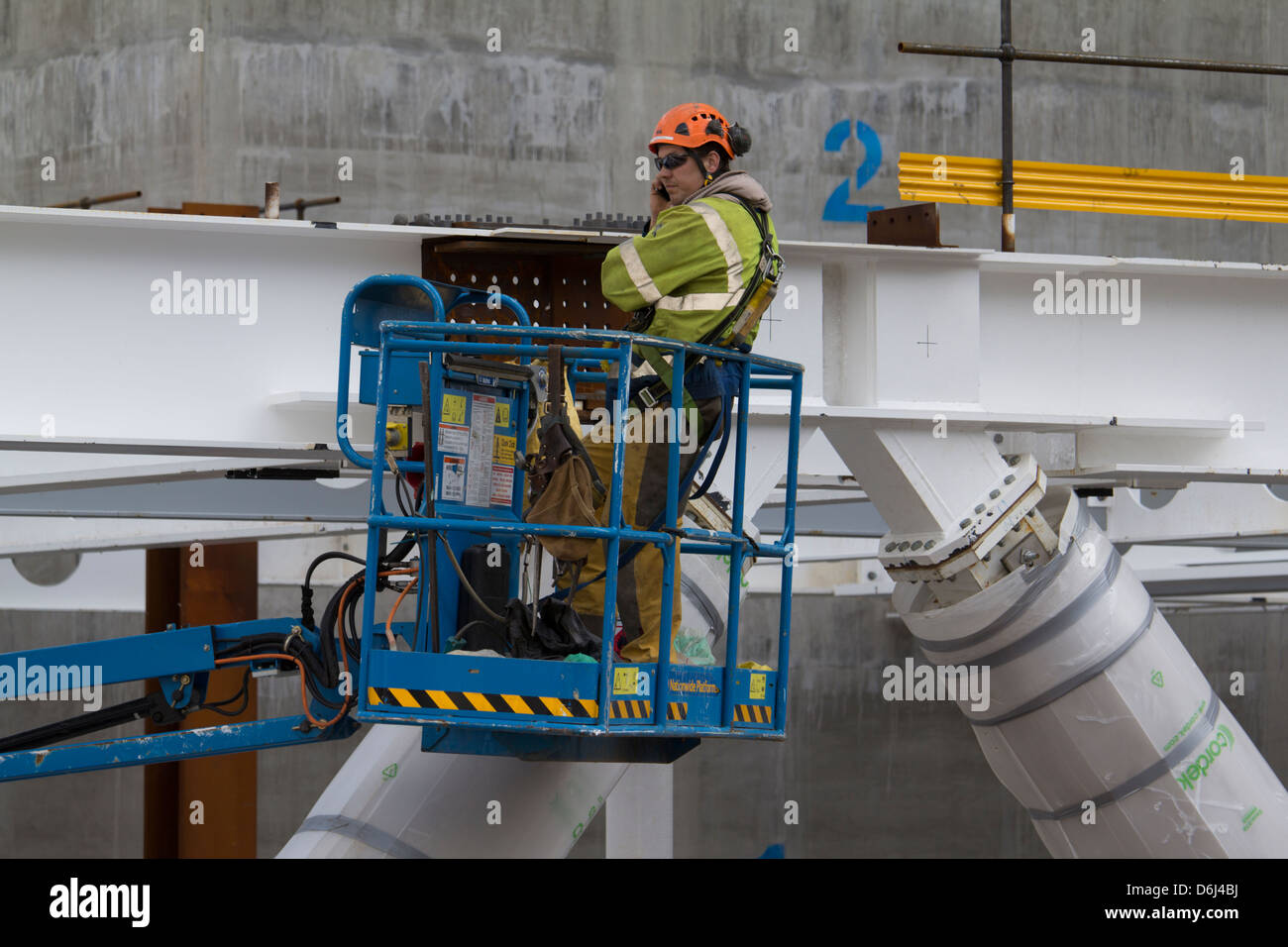 Steel erectors hi-res stock photography and images - Alamy