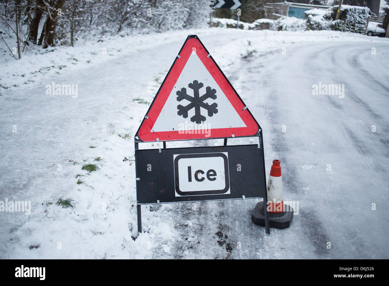 Roadsign warning of ice and icy conditions on a road in Bristol