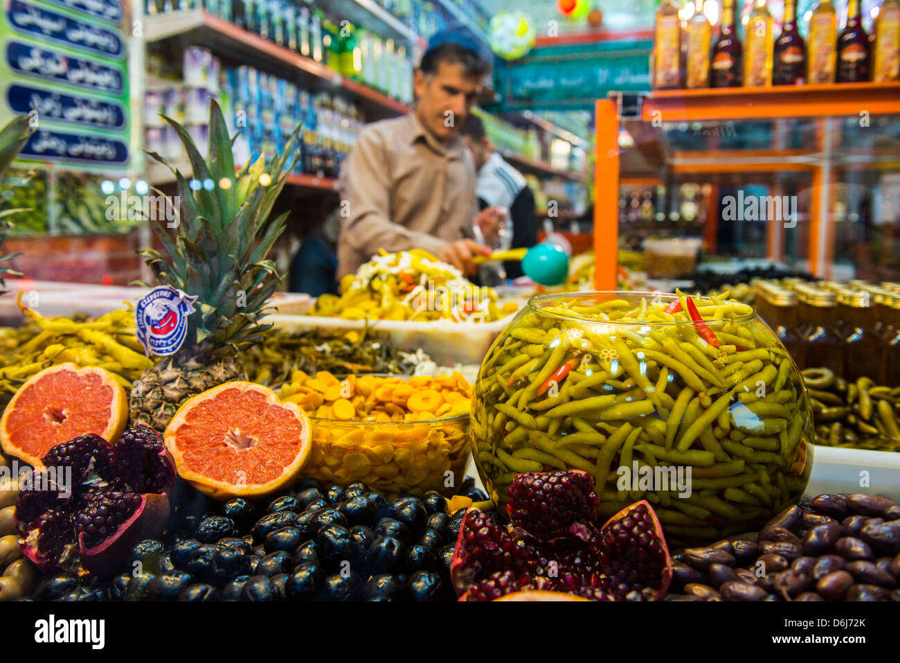 Kurdish food in the Bazaar of Sulaymaniyah, Iraq Kurdistan, Iraq, Middle East Stock Photo