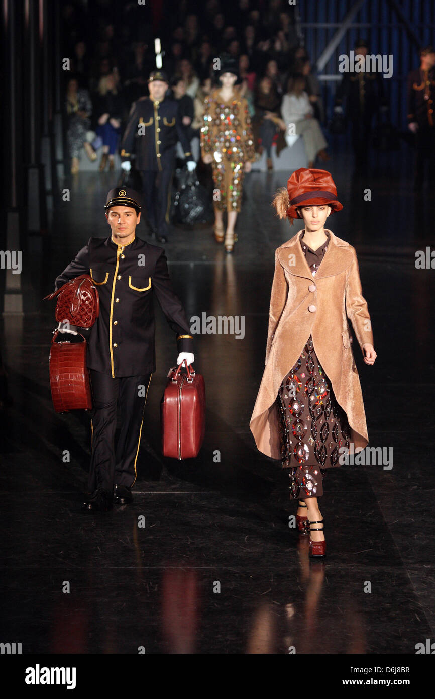 Louis Vuitton Fall 2013 Ready-to-Wear Collection