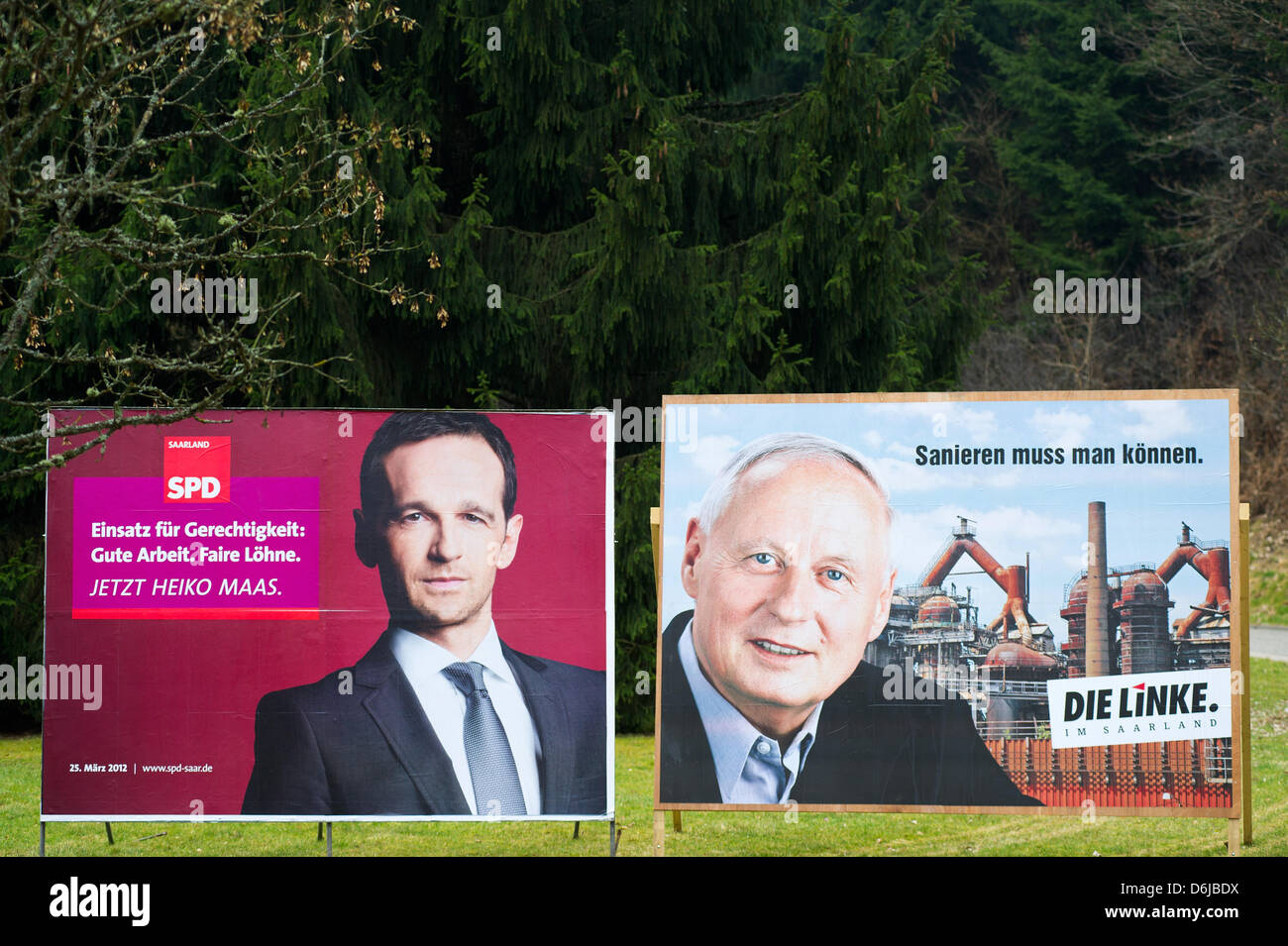 Election posters campaigning for the Saarland state elections show the top candidates Heiko Maas (Social Democrats SPD) and Oskar Lafontaine (The Left, R) in Blieskasel, Germany, 10 March 2012.  Saarland will elect its new state parliament on 25 March 2012 after the  CDU-FDP-Greens coalition, the so-called Jamaica coalition, split up. Photo: OLIVER DIETZE Stock Photo