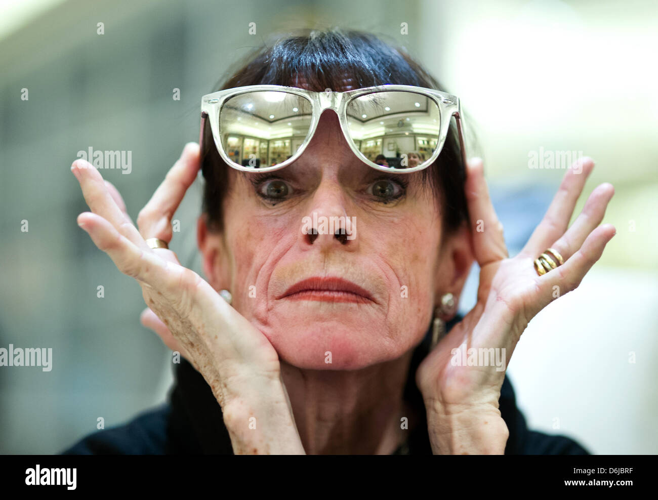 (dpa file) - A file picture dated 03 March 2012 shows actress Geraldine Chaplin posing during an interview in Frankfurt am Main, Germany. In an interview for the April edition of German magazine 'Brigitte Woman', 67-year-old daughter of famous comedian Charlie Chaplin said she did not find anything positive about aging. Photo: Boris Roessler Stock Photo