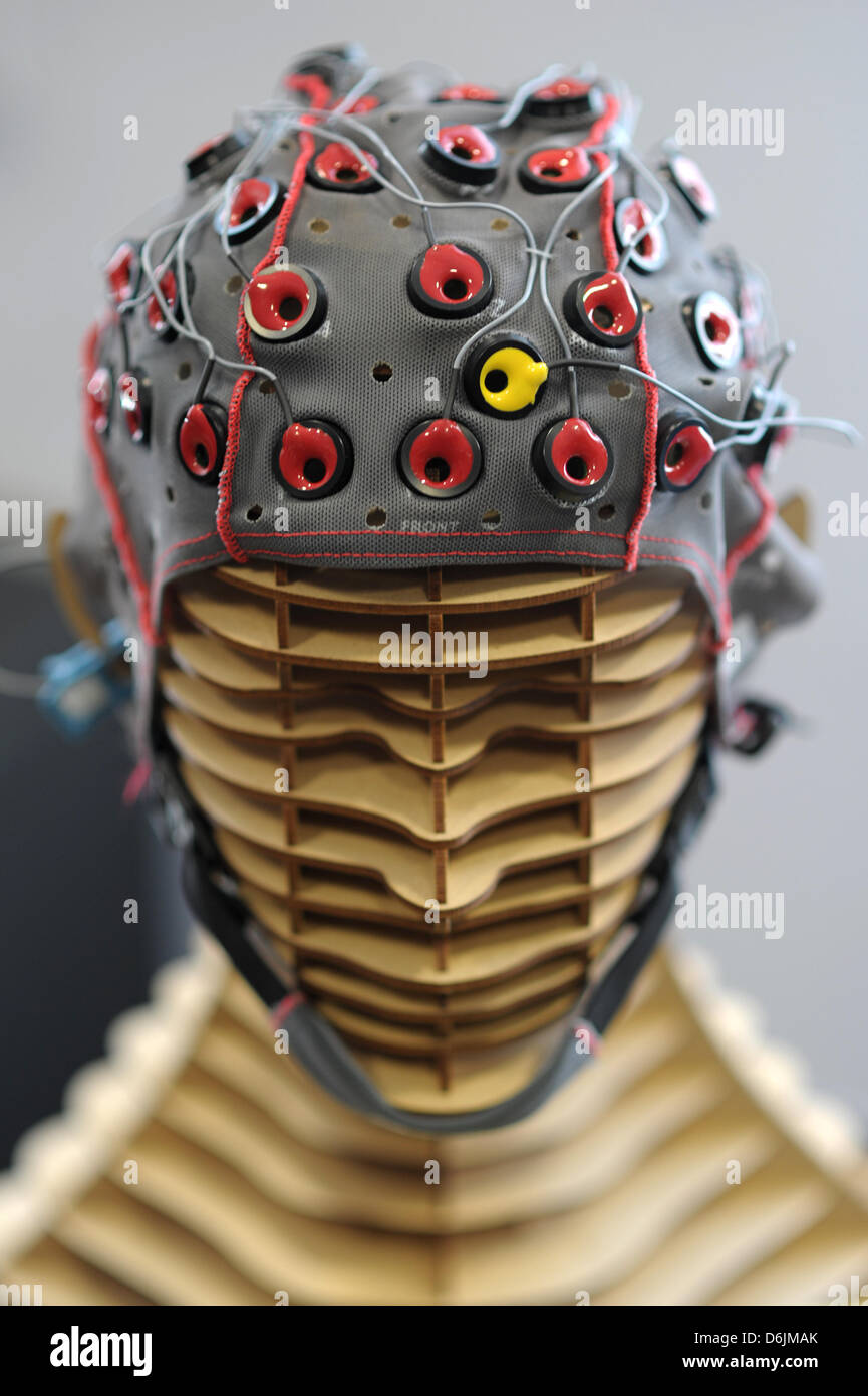 Electrodes head hires stock photography and images Alamy