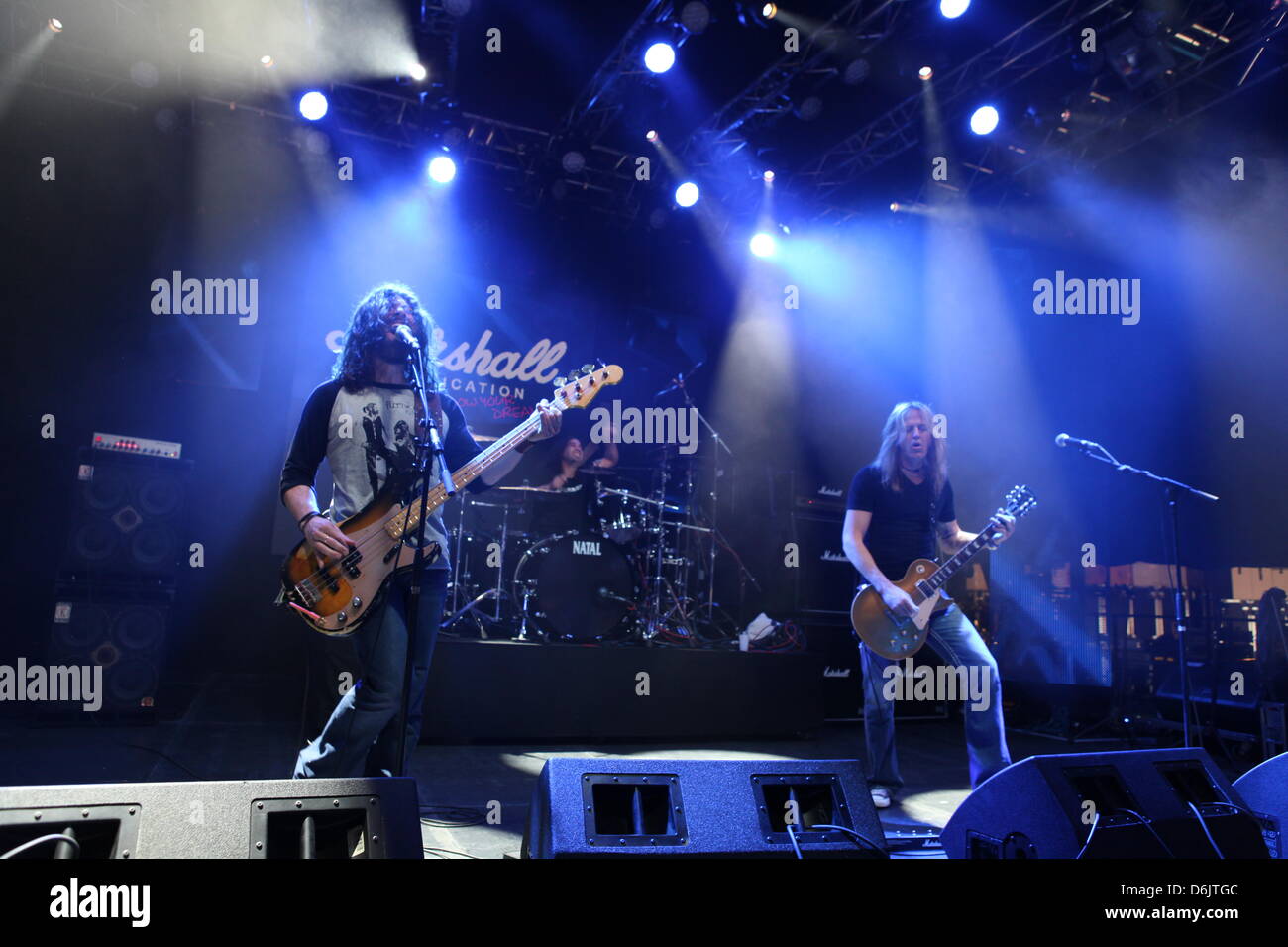 Guitarist Doug Aldrich L R Brian Tichy Drums And Michael Devin Bass Of The British Hardrock Band Whitesnake Perform On Stage During The Music Fair In Frankfurt Main Germany 24 March 2012 Photo Susannah