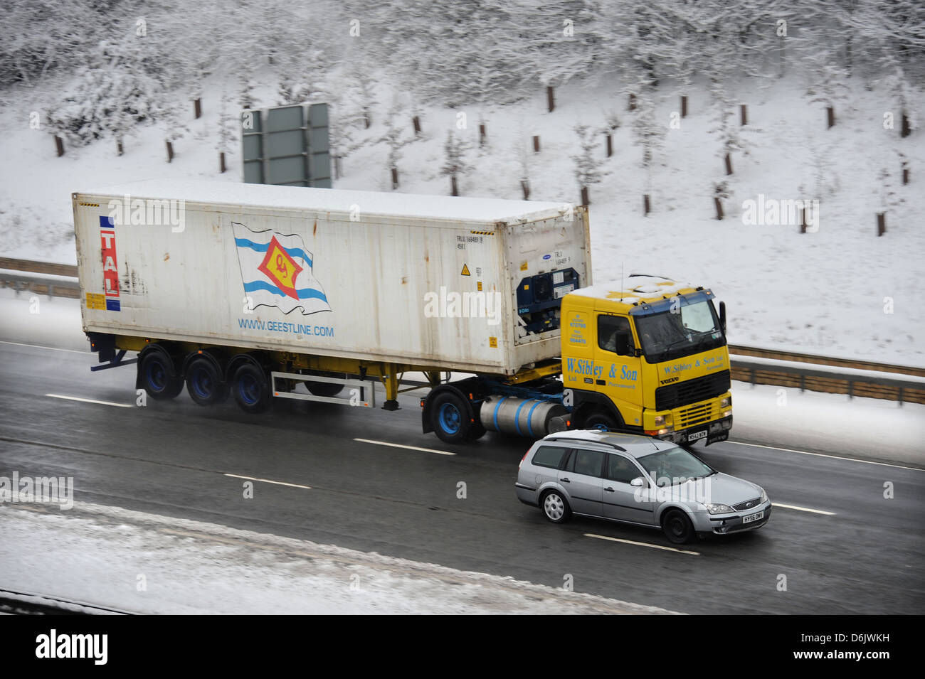 Winter driving conditions on the M4 motorway near Bath UK Stock Photo