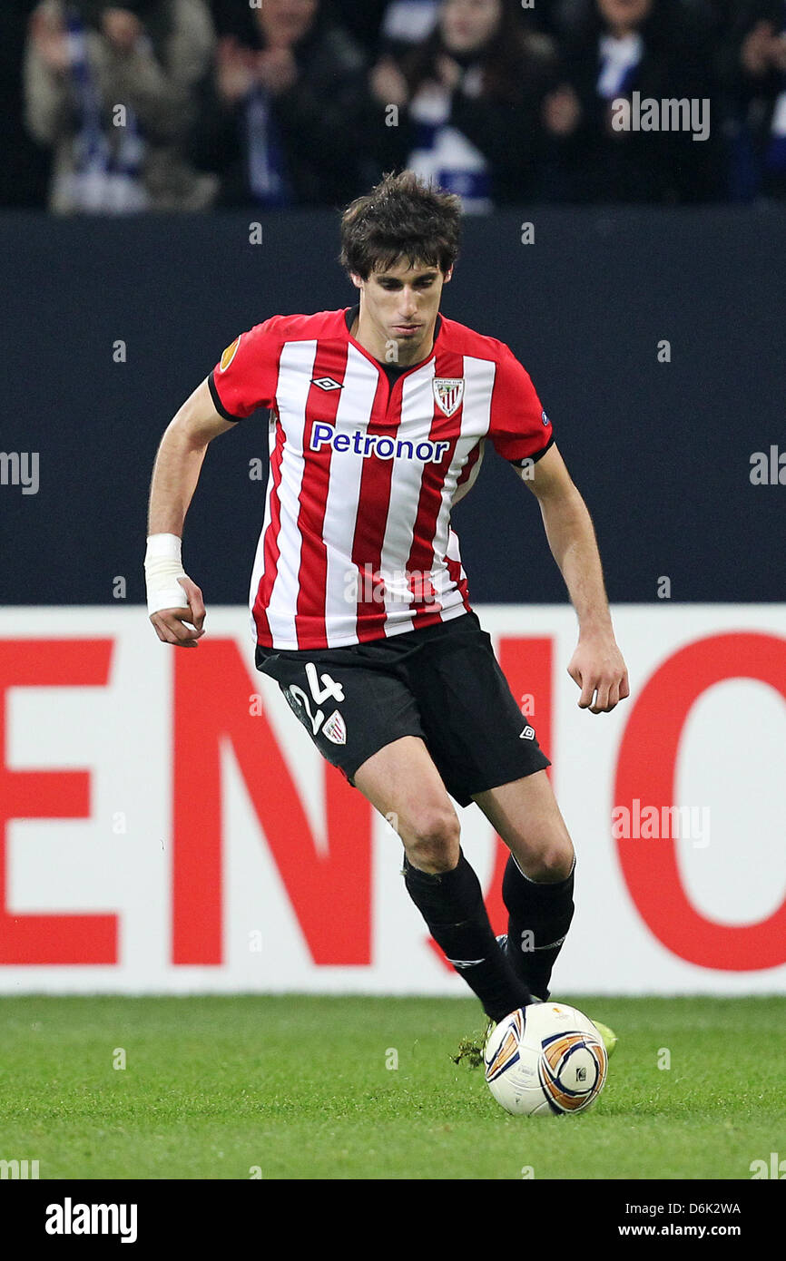 Bilbao's Javi Martinez kicks the ball during the Europa League match between FC Schalke 04 and Atletic Bilbao at Veltins Arena in Gelsenkirchen, Germany, 29 March 2012. Photo: Revierfoto Stock Photo