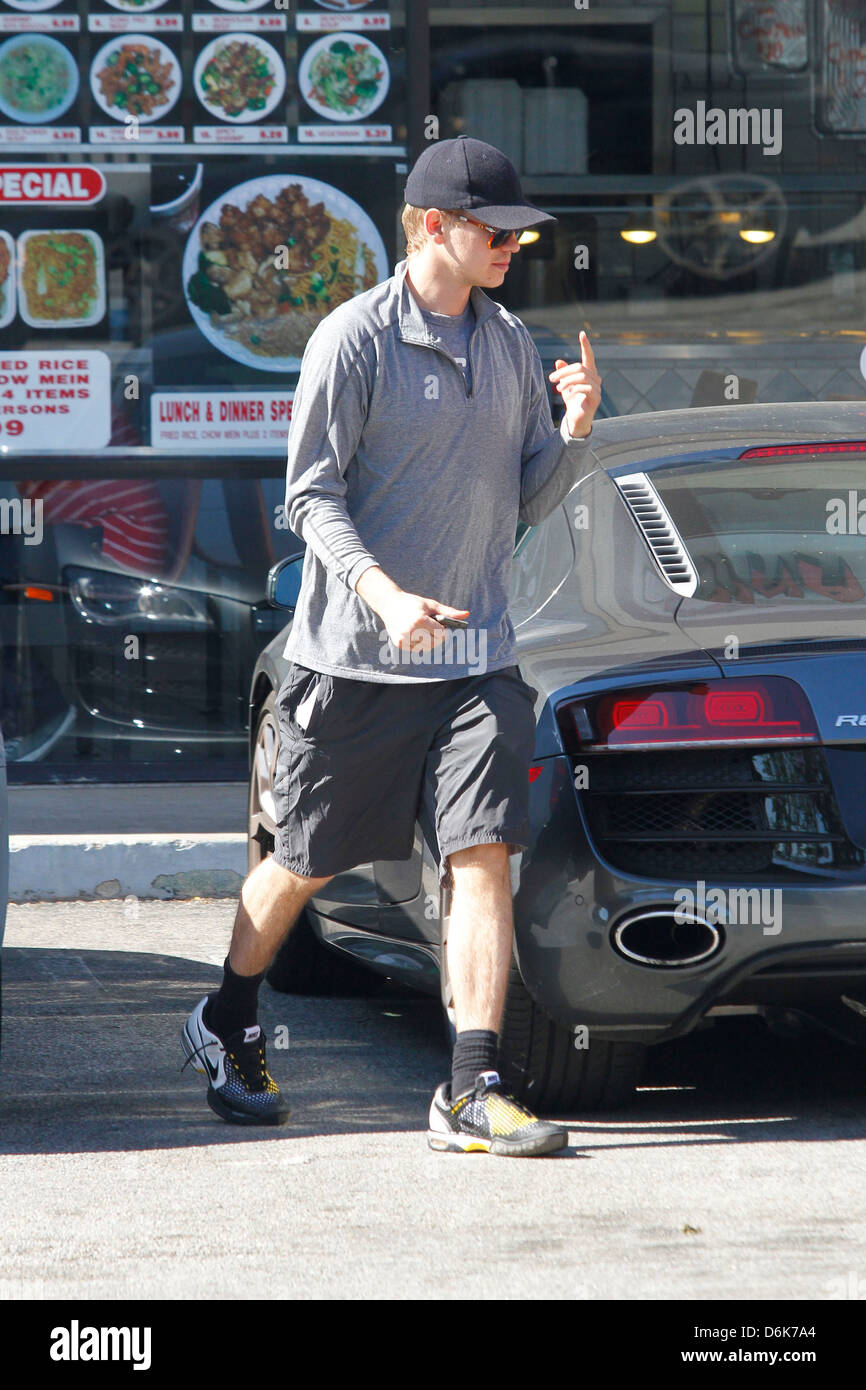 Hayden Christensen Is Seen Getting Food While In Los Feliz Los Angeles California 30 10 11 Stock Photo Alamy