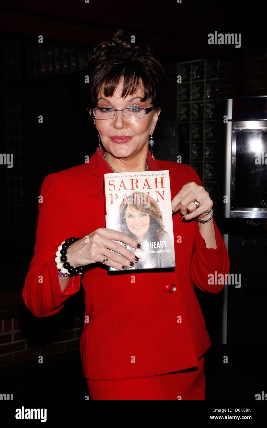 Dorothy Bishop (as Sarah Palin) at 'The Men Event', the largest Gay social and business networking company in NYC, held at Dave Stock Photo