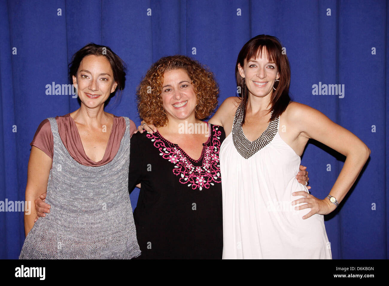 Theresa McCarthy, Julia Murney, Mary Testa Meet the cast of the Transport  Group musical production of \, image size:1300x956