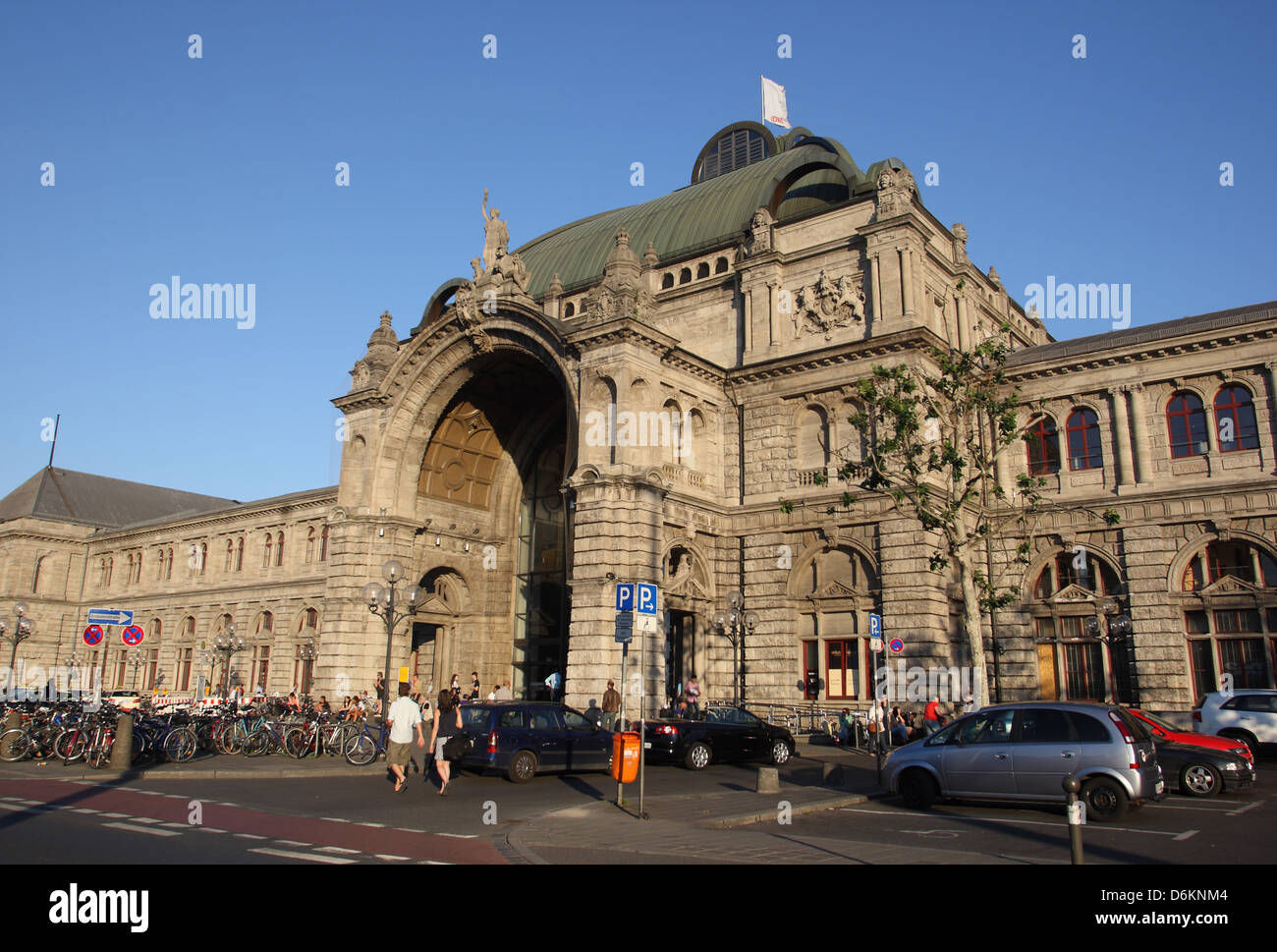 Nuremberg main station hi-res stock photography and images - Alamy