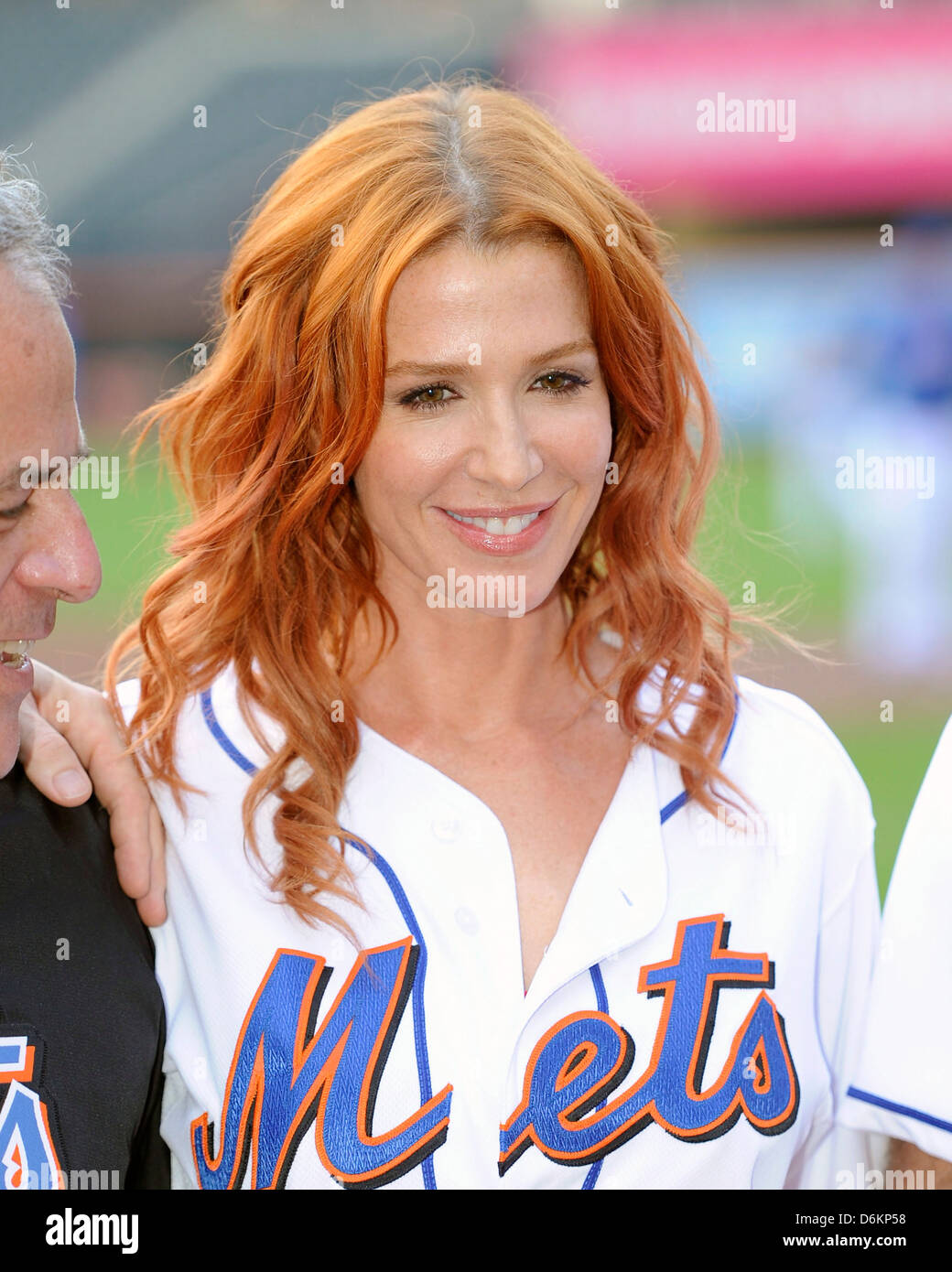 Poppy Montgomery 'Without a Trace' stars at Citi Field to watch the New York Mets game vs Washington Nationals Queens, New York City - 14.09.11 C Stock Photo